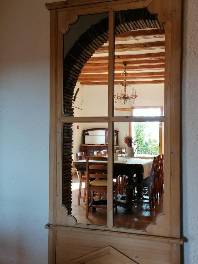 Maset Del Garraf Guest House Olesa de Bonesvalls Luaran gambar