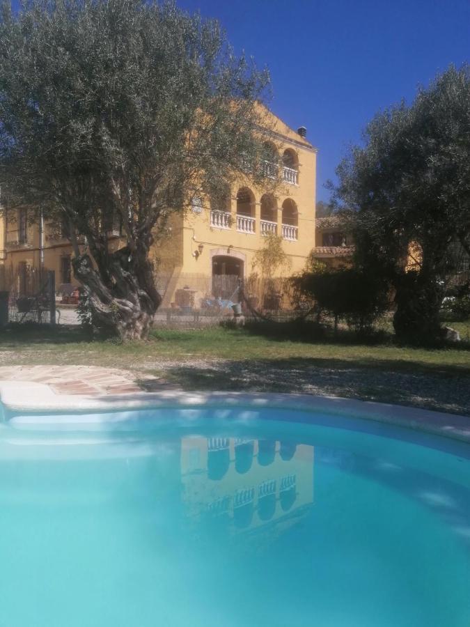 Maset Del Garraf Guest House Olesa de Bonesvalls Luaran gambar