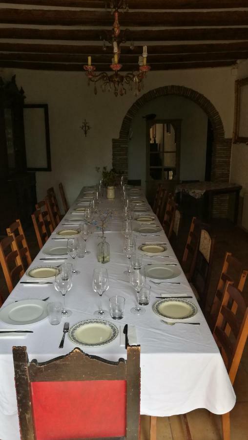 Maset Del Garraf Guest House Olesa de Bonesvalls Luaran gambar