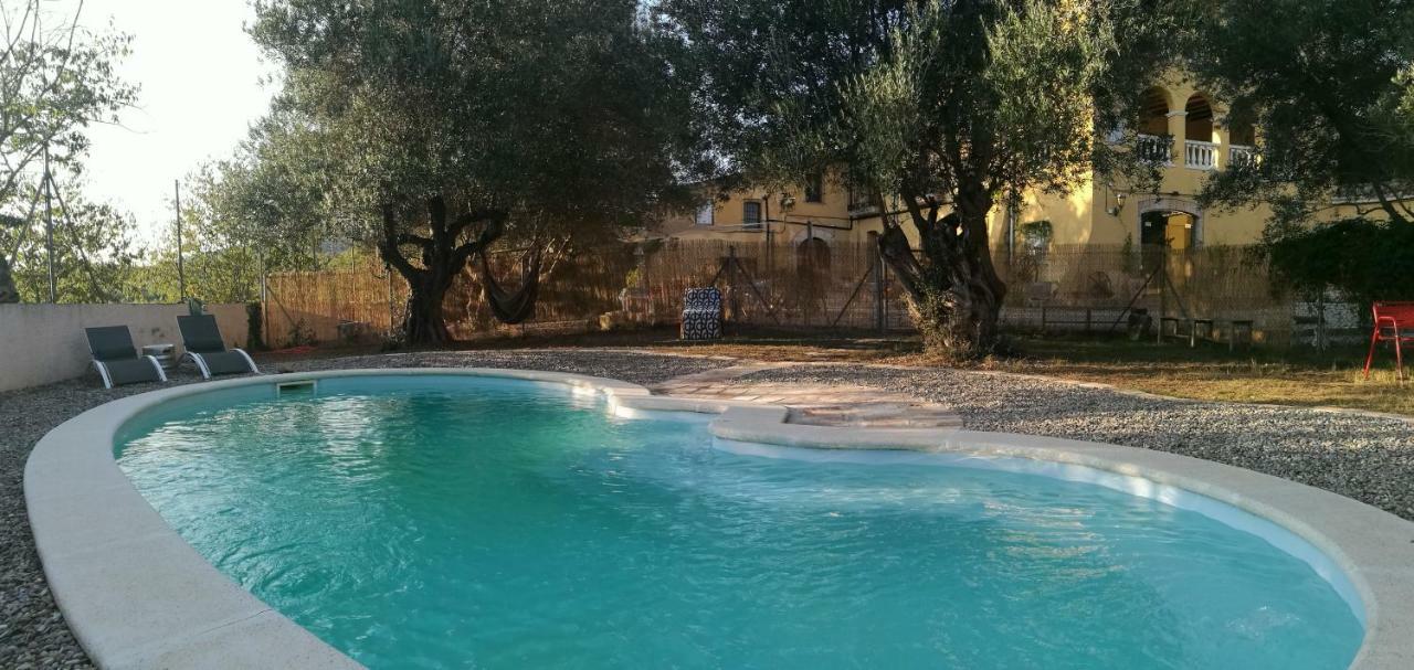 Maset Del Garraf Guest House Olesa de Bonesvalls Luaran gambar